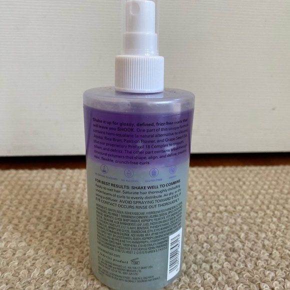 Color Wow Curl Shook Mix + Fix Bundling Spray - Picture 15 of 16